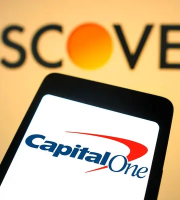 Угода року. Американський банк Capital One купує компанію з випуску кредитних карток Discover