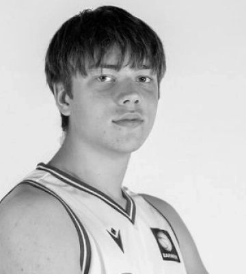 Помер син луцького діджея, на якого напали в Німеччині