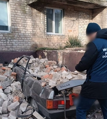 В результате атаки российского БПЛА на Доброполье пострадали две женщины