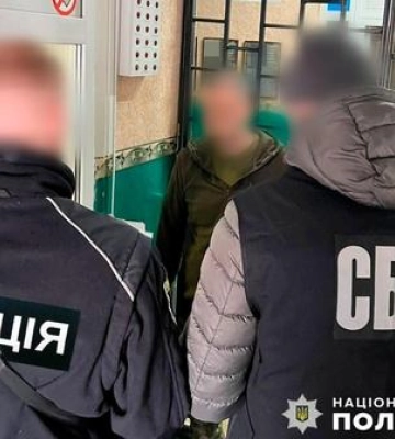 На Полтавщині керівник військкомату вимагав хабарі за бронювання від призову