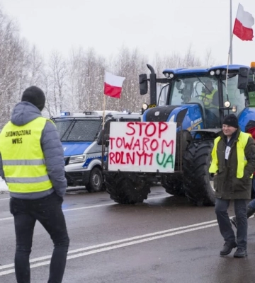 &quot;Сором і ганьба&quot;: генконсул Польщі у Львові перепросила в України за протести фермерів на кордоні