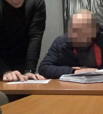 Разоблачен чиновник воинской части, незаконно &quot;премировавший&quot; подчиненную