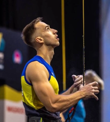 Торкнутися вершин. Як у Кропивницькому зростають чемпіони зі скелелазіння