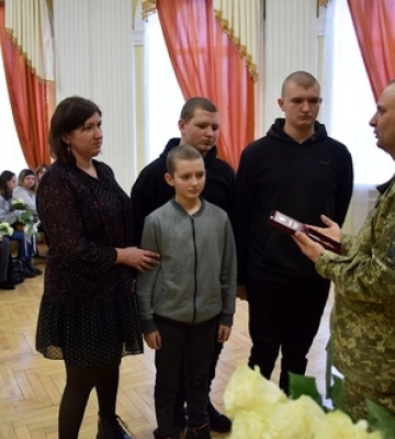 На Волині рідним загиблих прикордонників вручили нагороди