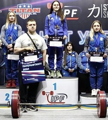 Важкоатлетка з Волині стала срібною призеркою чемпіонату України та встановила два особисті рекорди