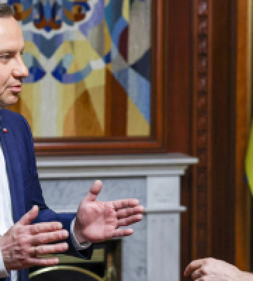 Зеленський про польську блокаду кордону: відповімо швидко