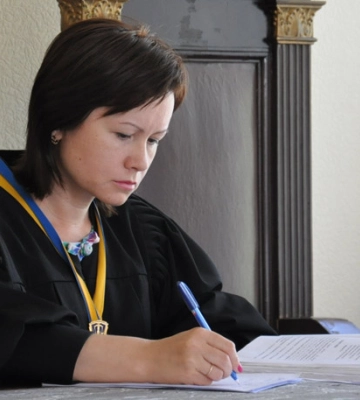 Вища рада правосуддя звільнила суддю Київського райсуду Полтави