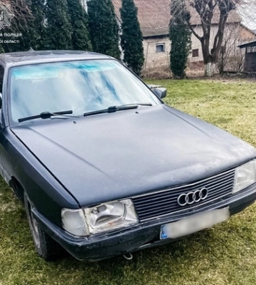 Під Луцьком неповнолітній на Audi вчинив ДТП і втік