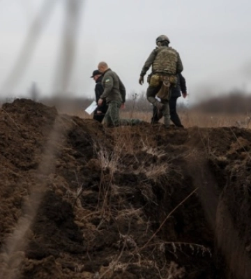 Вздовж усієї лінії фронту збудували сотні кілометрів нових укріплень - Шмигаль