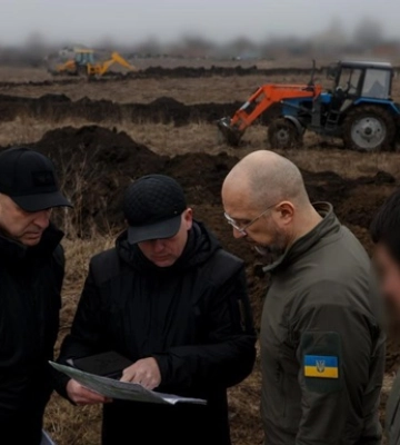 Шмыгаль назвал сумму, потраченную на оборонные рубежи