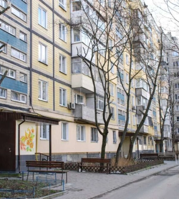 Тривожна ніч у Дніпрі: як містяни пережили атаку дронів (опитування)