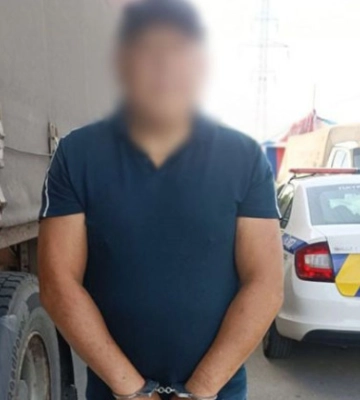 Іноземець, який у Києві викрав у торговця понад $5 000, постав перед судом
