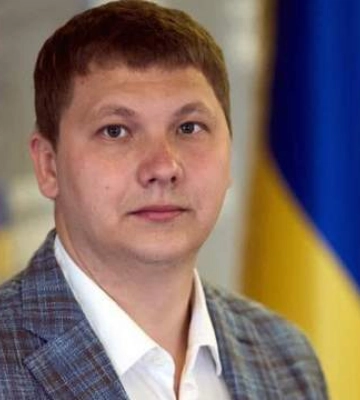 В Раде останется 400 депутатов: "слуга народа" Медяник решил сложить мандат В Раде останется 400 депутатов: "слуга народа" Медяник решил сложить мандат