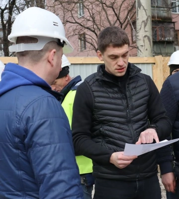 “Наша основна мета - допомогти підрядним організаціям”, - Іван Федоров про хід відновлення зруйнованих будинків