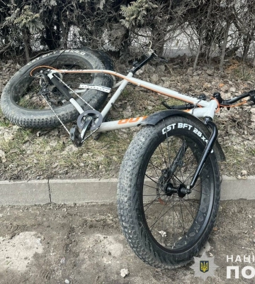 У Львові автівка травмувала велосипедиста