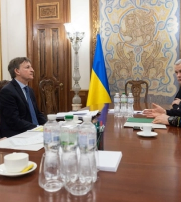 Єрмак обговорив підготовку безпекової угоди України з Італією із послом країни в Києві