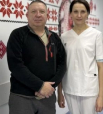 Видалили пухлину розміром з м&#039;яч: у Львові медики врятували чоловіка від ампутації ноги