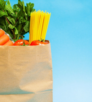 Продуктові набори для сімей військовослужбовців з Франківська: як отримати?