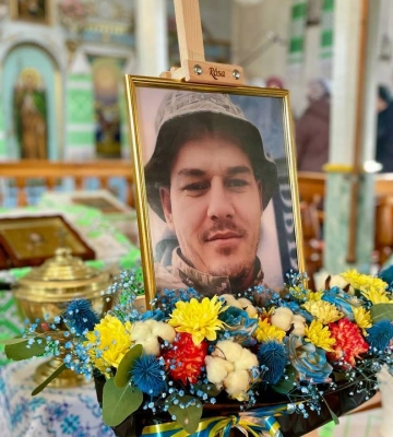 Назавжди 33:  на Волині в останню дорогу провели Героя Романа Филипенка