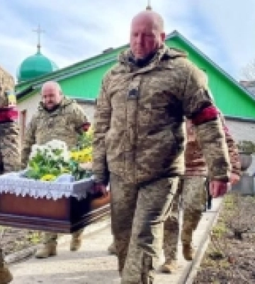 У Нововолинську провели в останню дорогу Романа Филипенка 