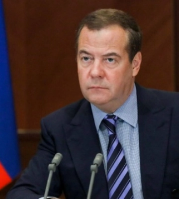 &quot;Можем просто порекомендовать консультацию и психологическую помощь&quot;: в ЕС прокомментировали заявления медведева о Киеве и&amp;hellip;
