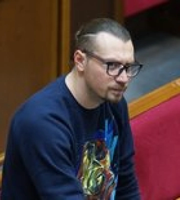 Слуга народа вернулась к идее разграничить полномочия мэра Киева и главы КГГА