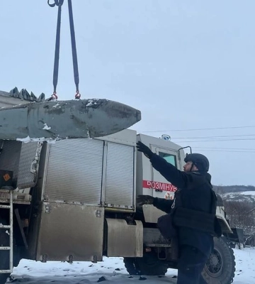 Авиационные бомбы, которые оккупанты сбросили вблизи частных зданий на Харьковщине, обезврежены саперами