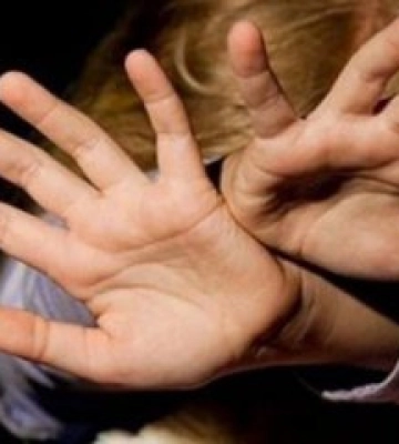 На Закарпатті чоловіка засудили до 11 років ув&#039;язнення за обвинуваченням у зґвалтуванні 11-річної племінниці