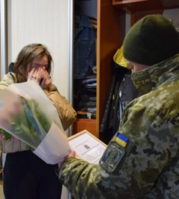 В Ужгороді вручили державну нагороду дружині  полеглого героя