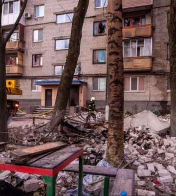 У Дніпрі окупанти також поцілили по підприємству