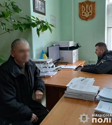 На Львівщині поліцейські викрили зловмисника, який вдарив ножем рідного брата