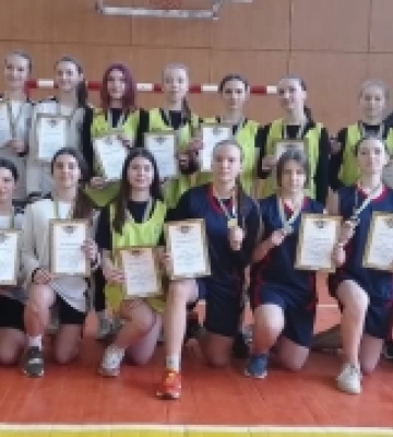 Школярки Рожищенської громади змагалися у баскетболі. ФОТО, ВІДЕО