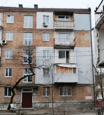 Підряди з відновлення пошкоджених багатоповерхівок отримують фірми, які зривають терміни та завищують ціни