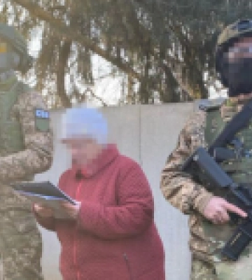 СБУ затримала інформаторку рф, яку «завербував» її власний син-бойовик «днр»