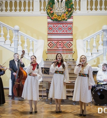 «Два роки незламності»: Кіровоградська обласна філармонія презентувала концертну програму, присвячену боротьбі України з&amp;hellip;