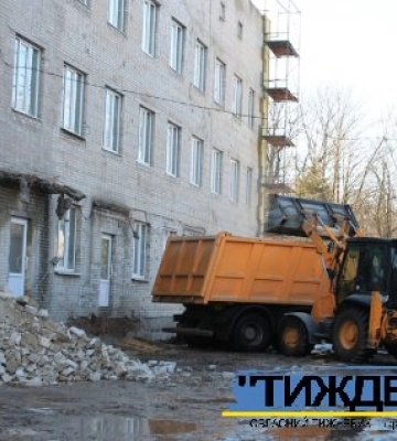 Служба відновлення інфраструктури: відновлюємо зруйновані об`єкти в Тростянці