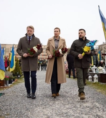 Зеленський у Львові: зустрівся з прем&#039;єркою Данії і вшанував пам&#039;ять полеглих українських захисників