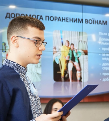 Черкаські школярі презентували проєкт “Формула Незламності”