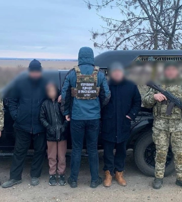 На Одещині батюшка заховав у катафалку 10-річного хлопчика, щоб незаконно доставити у Молдову чоловіка
