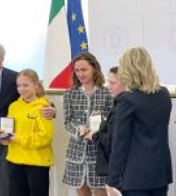 Сім’я Степаненків з Краматорська отримала медаль від італійського уряду. Відео