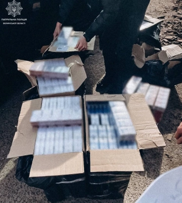У Луцьку під час перевірки на блокпосту в авто знайшли безакцизні сигарети