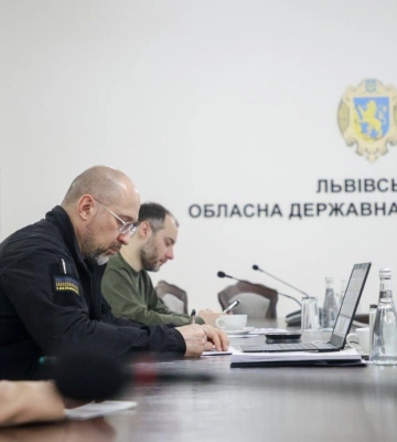 Чергове засідання КМУ: пенсії, новий ПП, меморіальне кладовище