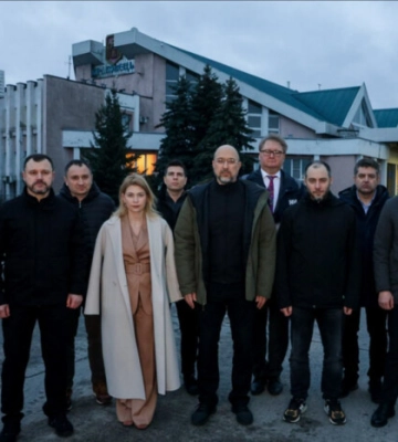 Група міністрів на чолі зі Шмигалем їде на кордон з Польщею - Зеленський