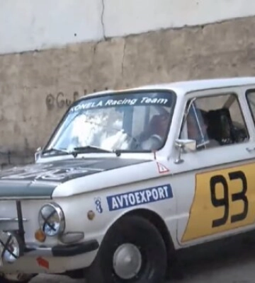 Дідусевий &quot;Запорожець&quot; розігнали до 140 км/год: майстри з Дніпра подарували &quot;ластівці&quot; друге життя