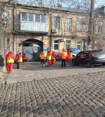 Для мешканців пошкоджених будинків в Одесі працює оперативний штаб