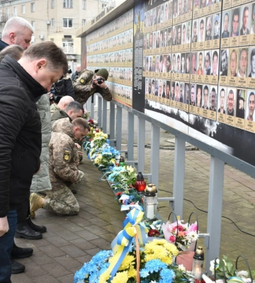 У Луцьку провели пам’ятні заходи до другої річниці повномасштабного вторгнення