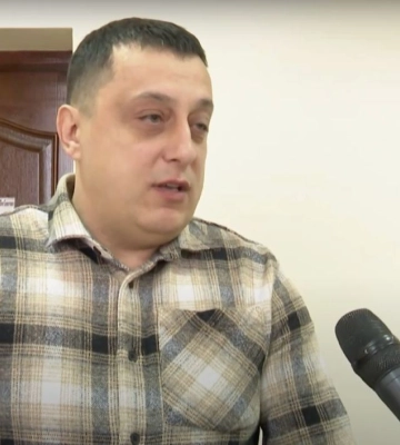 Волинянин вимагає компенсації за звільнення з виконавчої служби