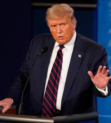 Дональд Трамп перемагає на праймеріз у Південній Кароліні, – АР