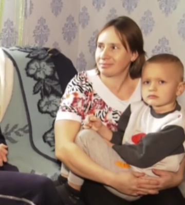 Виховує 4 дітей і доглядає за 90-річною бабусею: на Волині багатодітна вдова живе на 3 тисячі гривень