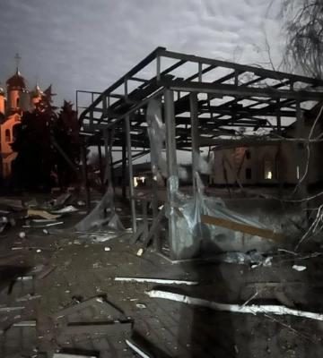 Росіяни влучили ракетами С-300 в будівлю залізничного вокзалу в Костянтинівці Донецької області